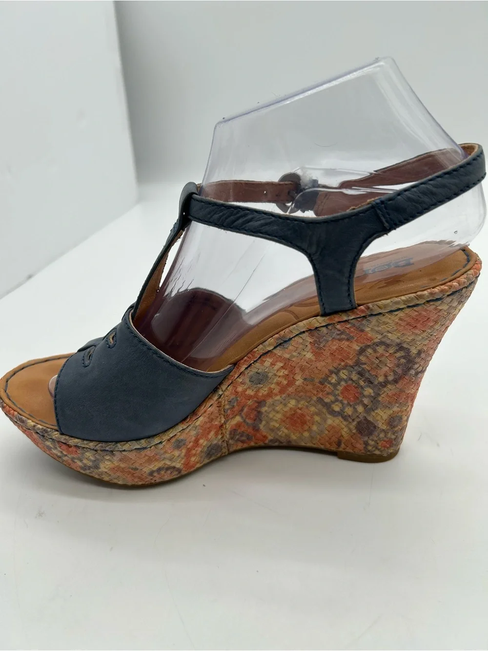 Born Rebecca Navy Leather T strap Wedge Sandals size 8